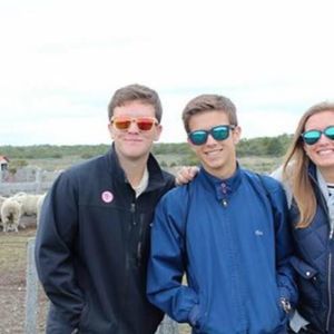 Meet your Posher, Pierce